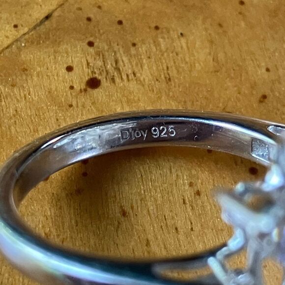 Genuine Moissanite Sterling Silver Cocktail Ring Size 6 - Picture 6 of 9